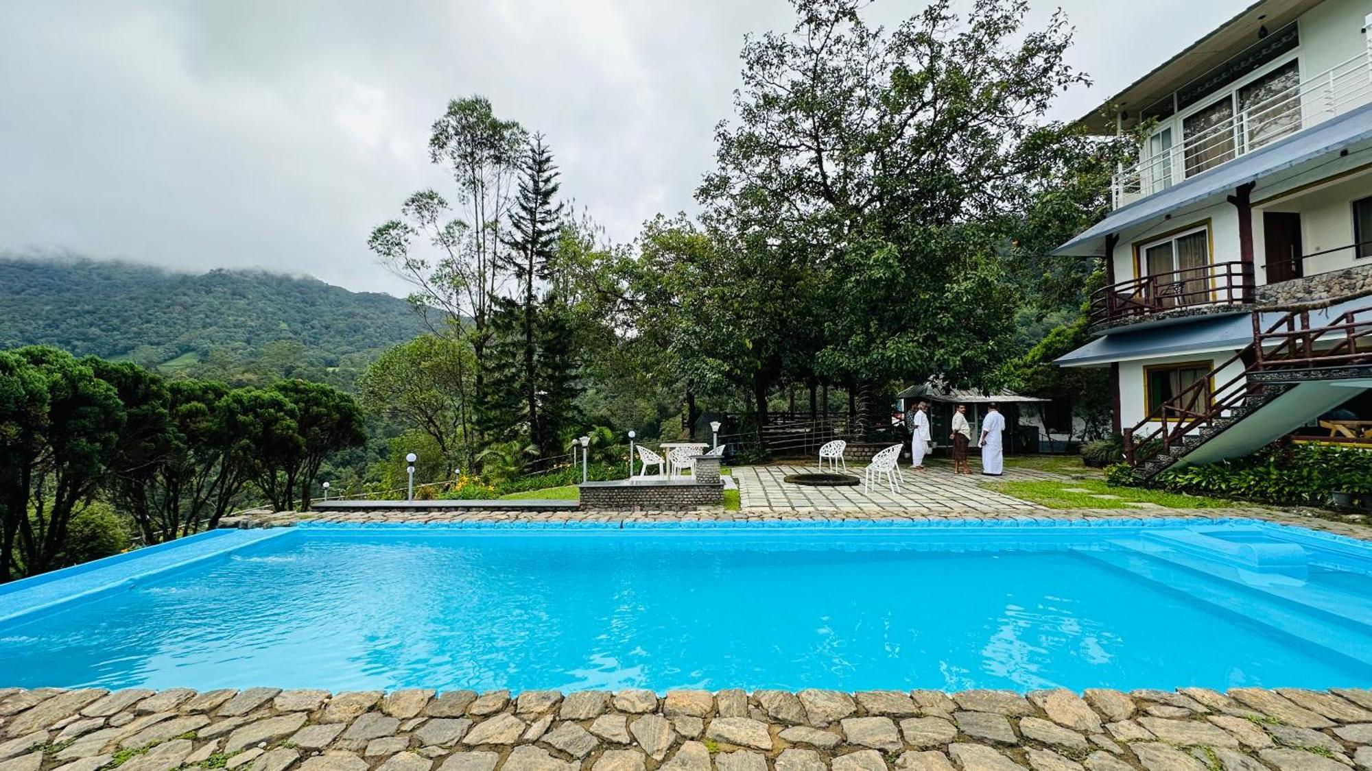 Wild Elephant Resort Kallar Vattiyar Exterior photo