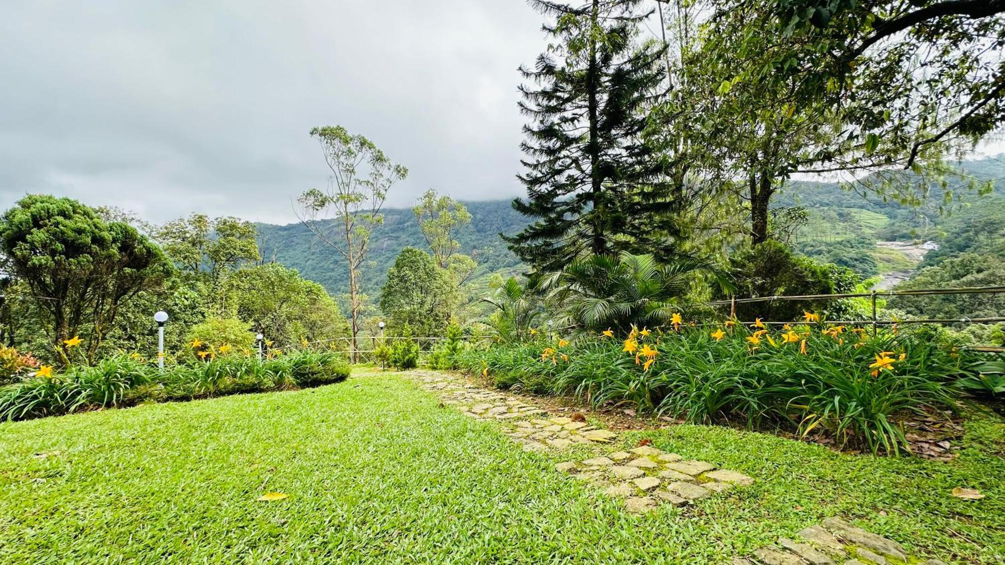 Wild Elephant Resort Kallar Vattiyar Exterior photo