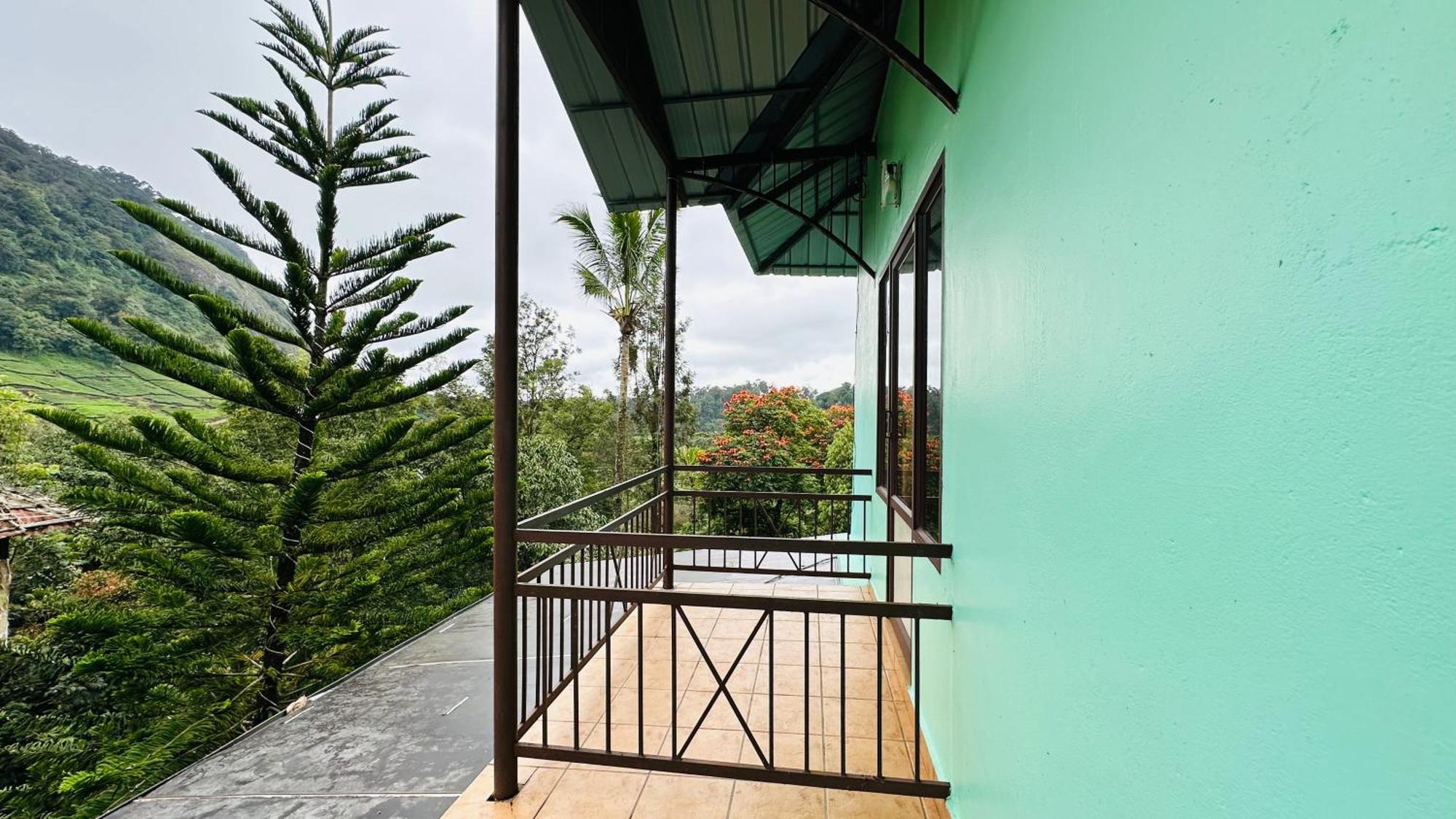 Wild Elephant Resort Kallar Vattiyar Exterior photo